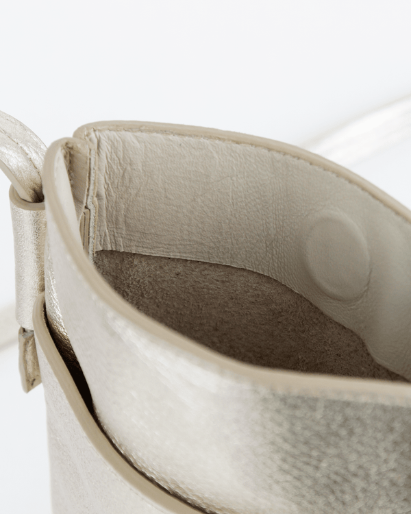 Cartera Crossbody DPC-35 Oro