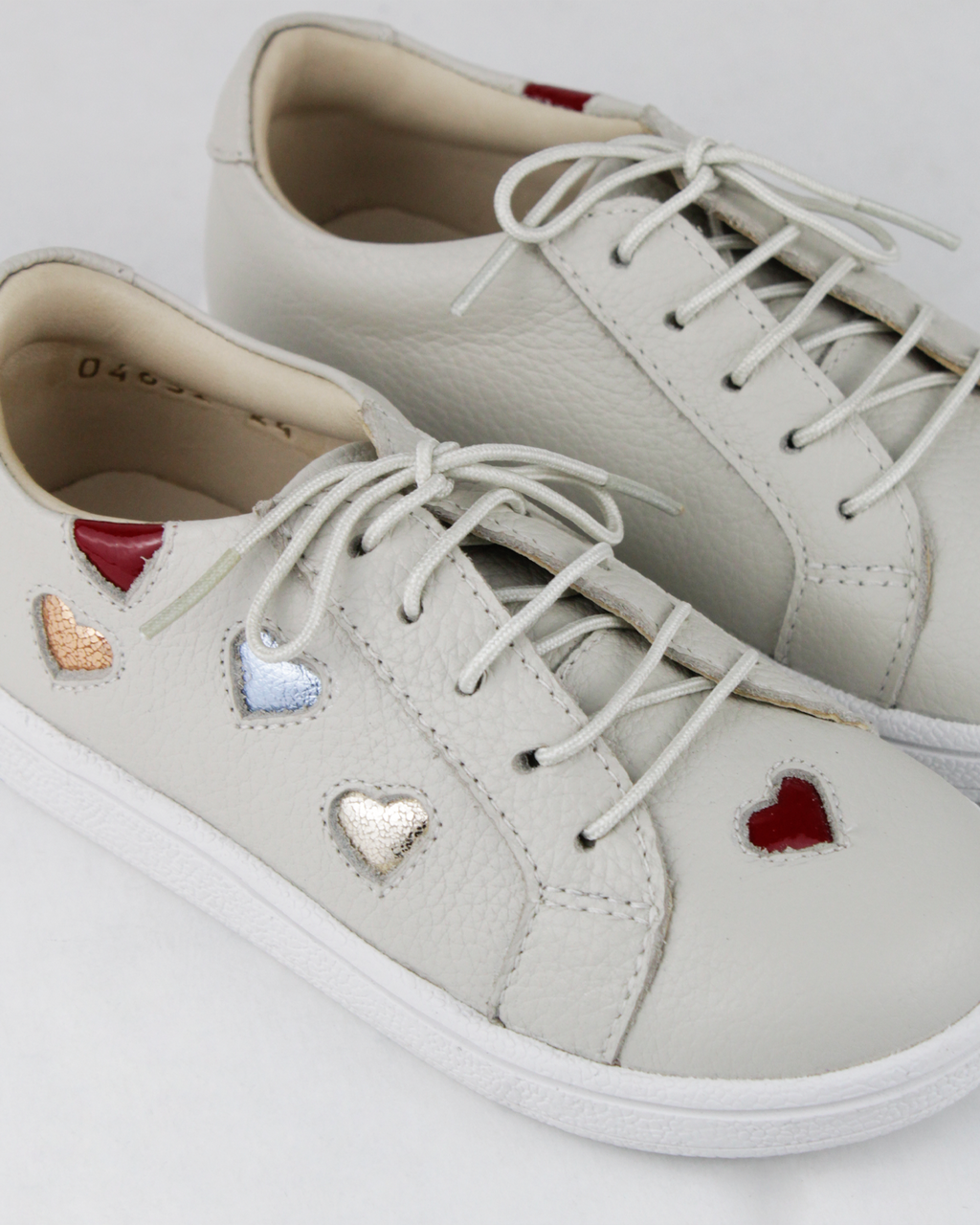 Zapatilla Corazones FN-75 Blanco